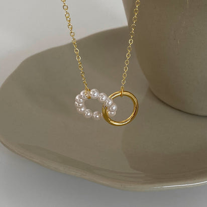 Aurum Pearl Circle Pendant Necklace