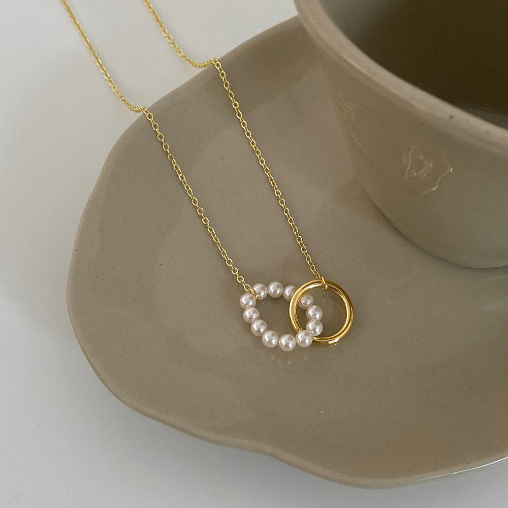 Aurum Pearl Circle Pendant Necklace